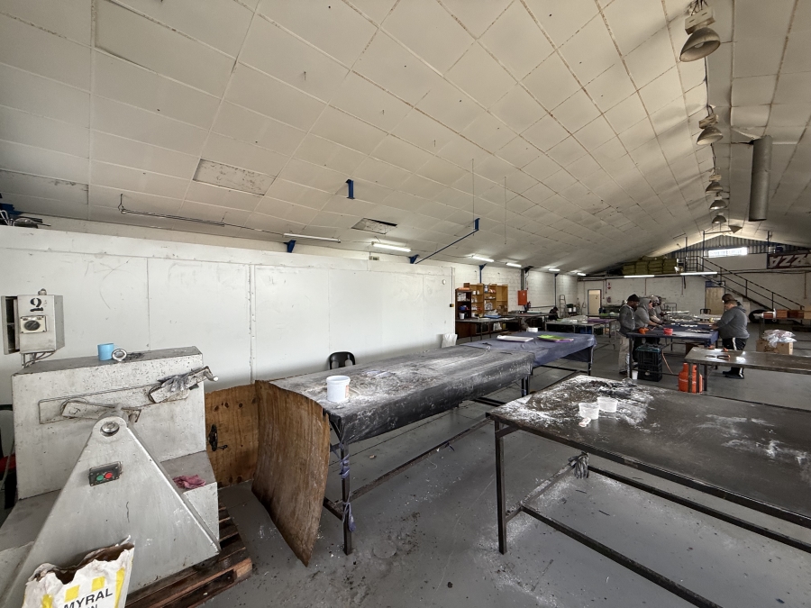 To Let commercial Property for Rent in Triangle Farm Western Cape